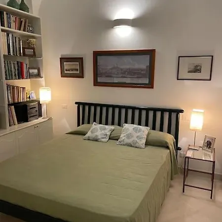 Con Vista Apartment Capri